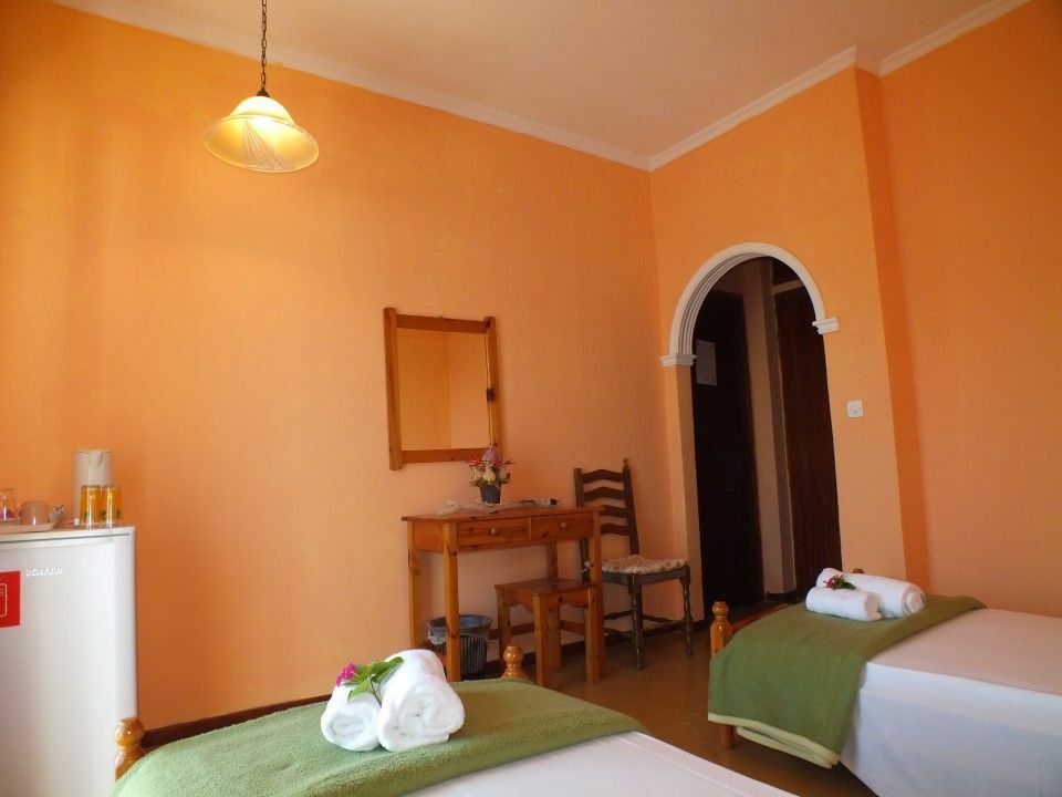 Dina'S Rooms Mesongí Buitenkant foto